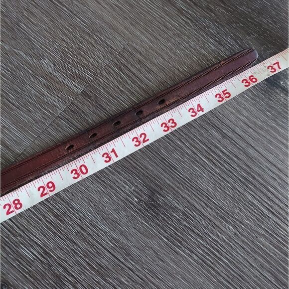 Vintage Justin Brown Tooled Embossed Skinny Belt Size 32 - Picture 6 of 7